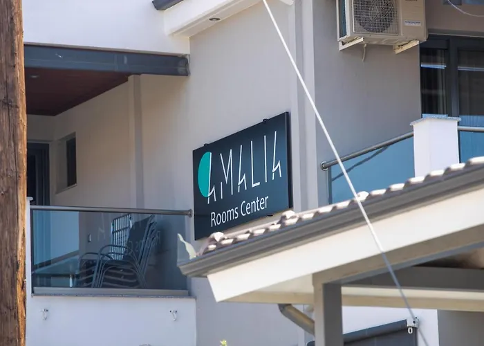 Amalia Center 아파트 Vrasná